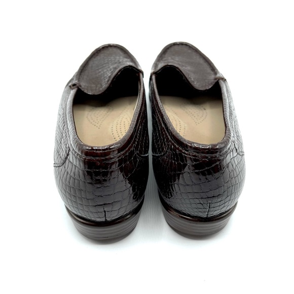 SAS Croc Pattern Patent Leather Loafer - Picture 6 of 8